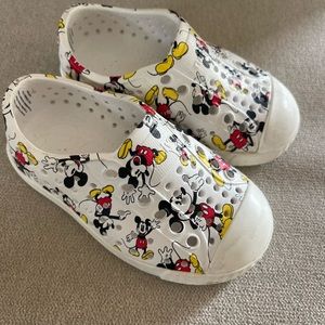 Disney Mickey Mouse Natives, size 5